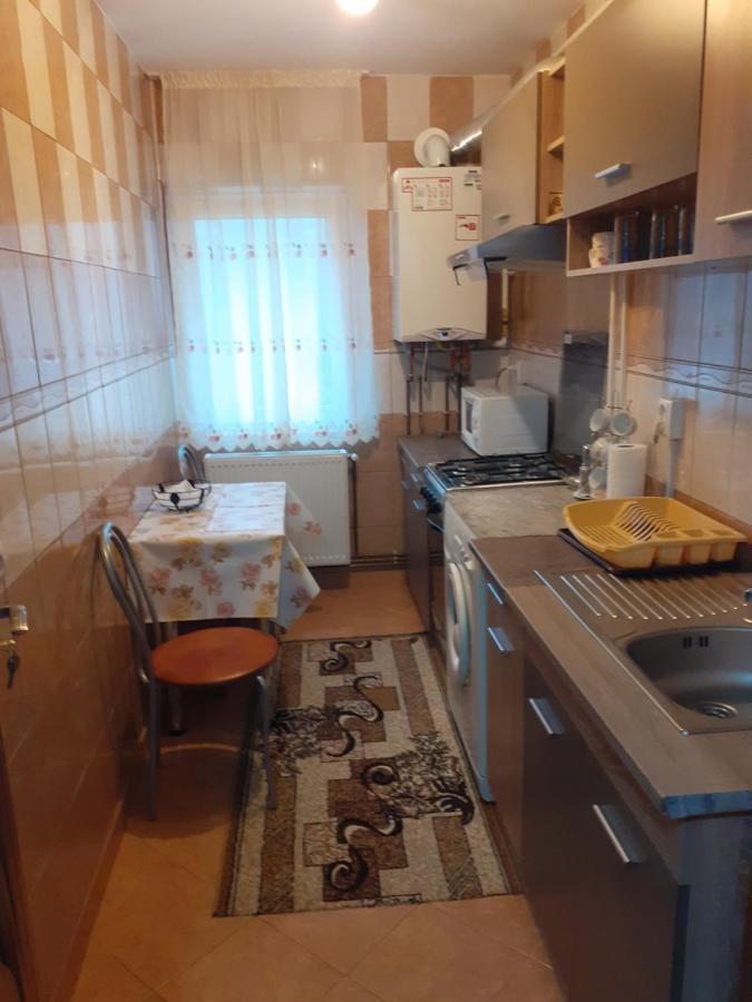شقة Garsoniera George Tîrgu Ocna المظهر الخارجي الصورة